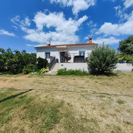 Casa Istriana Будинок відпочинку Пула
